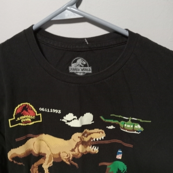 Jurassic world and Star wars unisex T-shirts. Size Medium - Picture 2 of 16